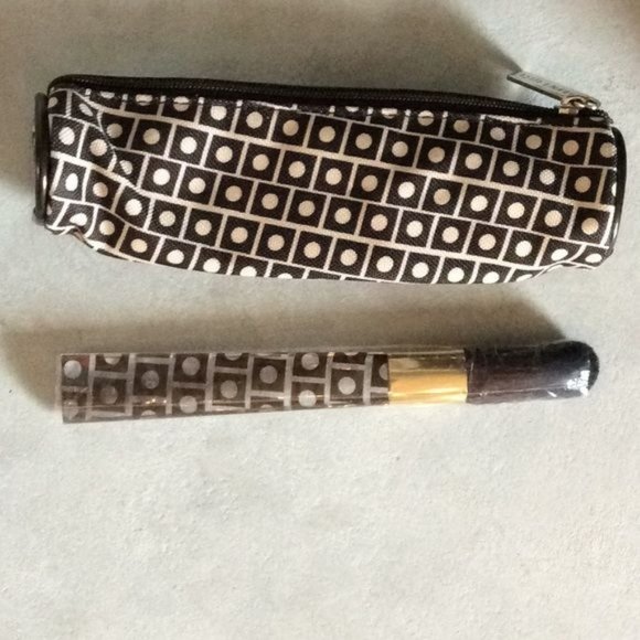 Estee Lauder Other - Estée Lauder Blush Brush + Bag Set